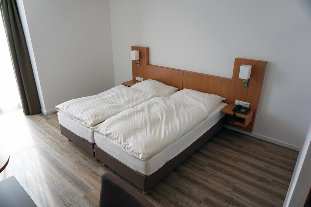 Hotel Chrisma Dusseldorf Luaran gambar