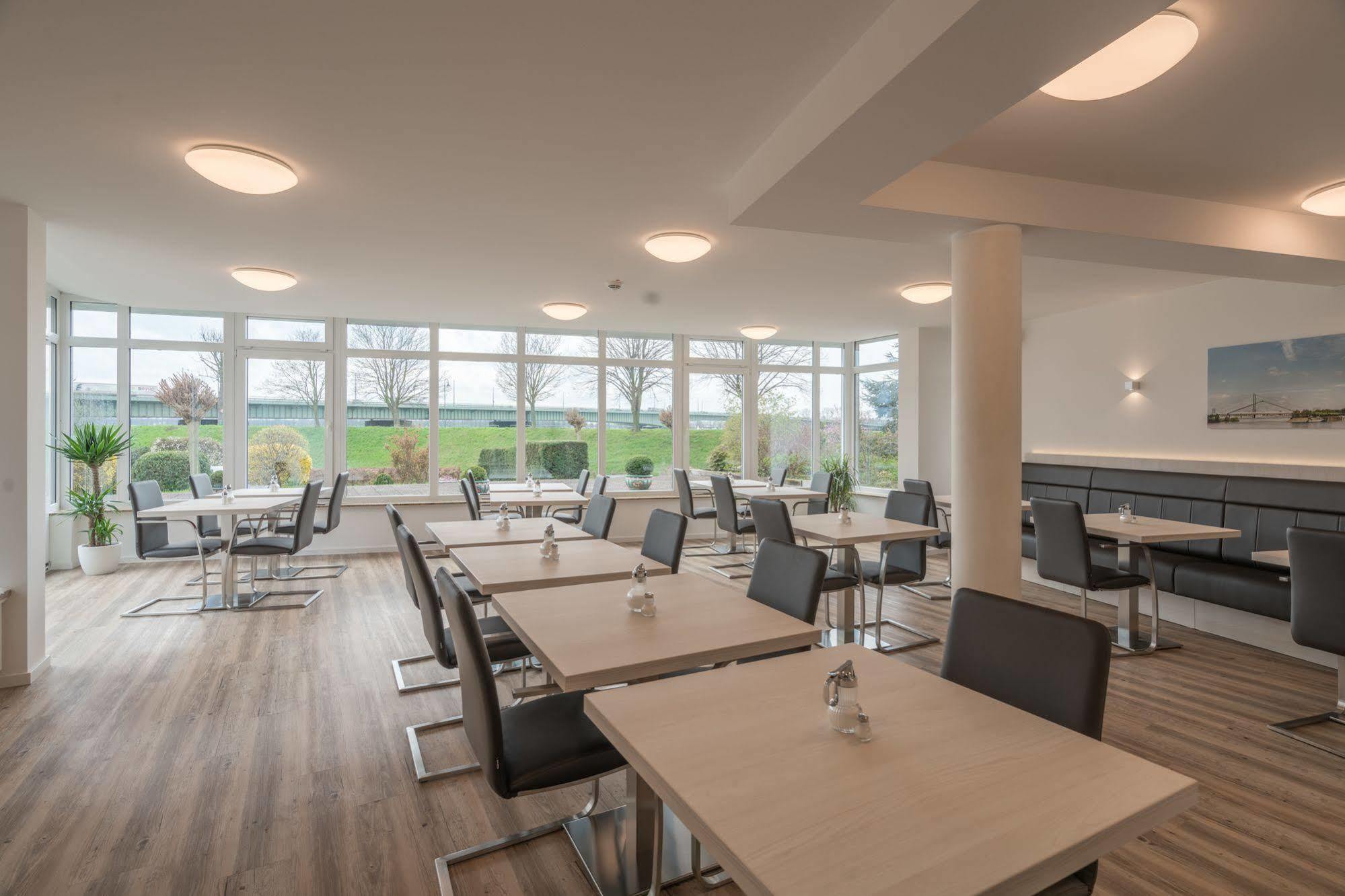 Hotel Chrisma Dusseldorf Luaran gambar