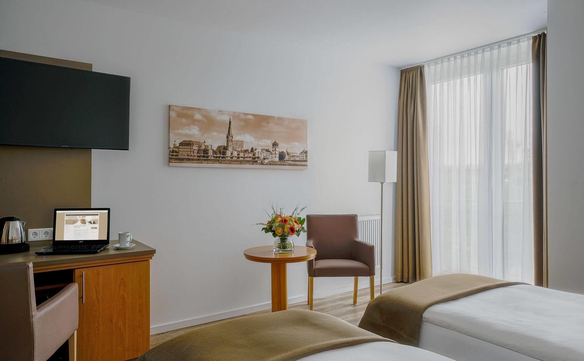 Hotel Chrisma Dusseldorf Luaran gambar